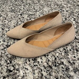 Kelly & Katie Slip On Pointed Toe Flats Gold Sparkle Sz 8